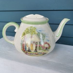 Vintage Gibsons Teapot